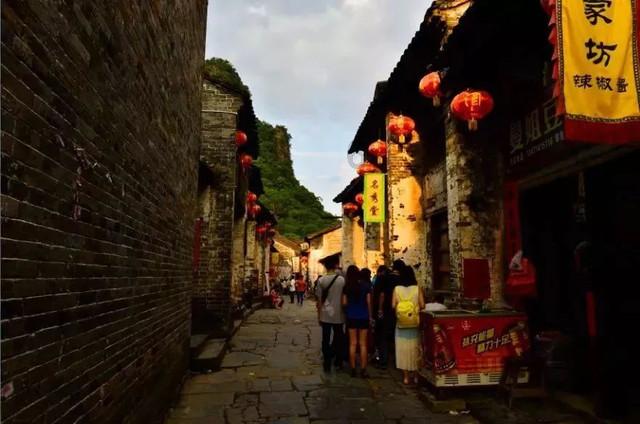 机智问答网页蜀汉能臣费诗为何会投靠刘备?在那之后为何没有被重用?,快速解答你的问题